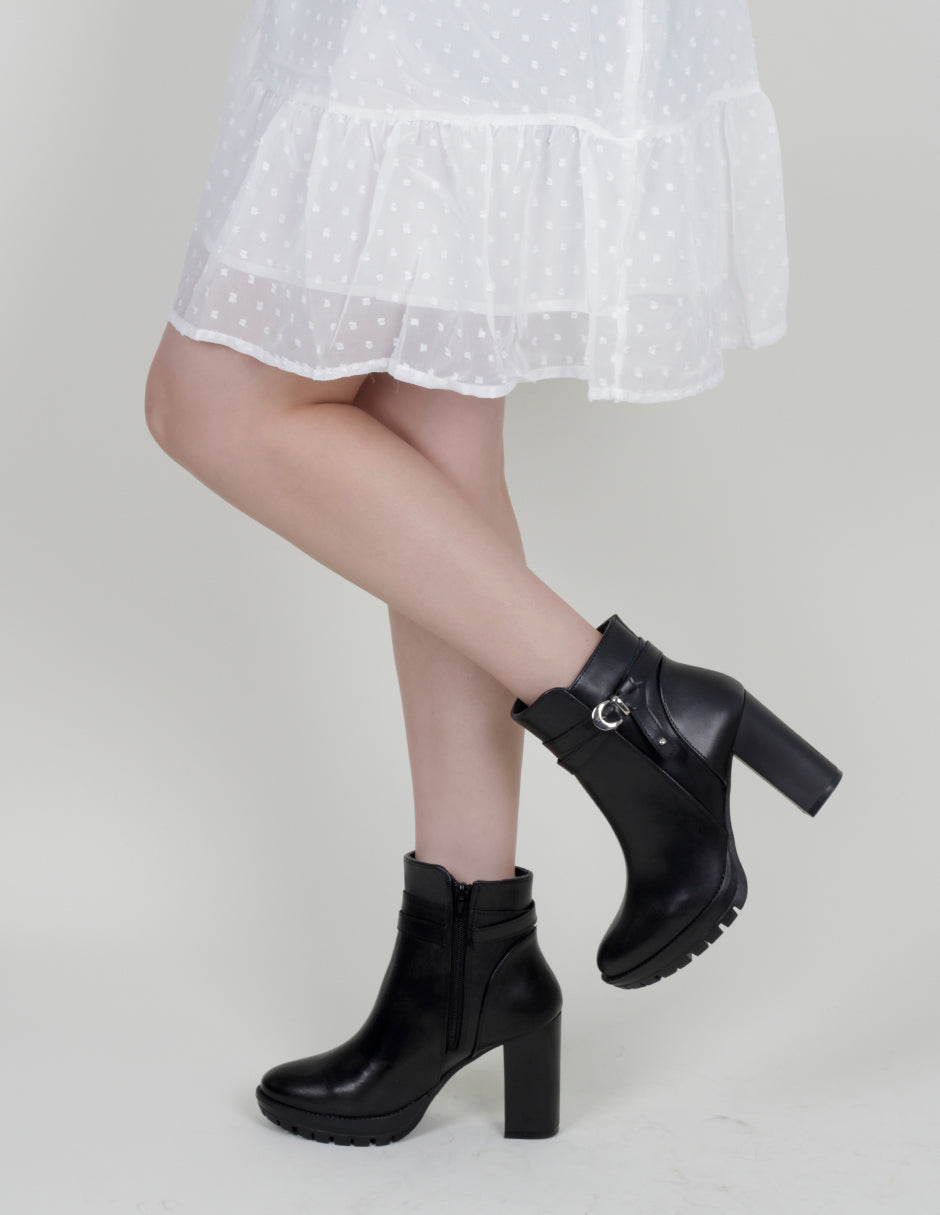 Botín con tacón Fire en Piel vegana – Negro