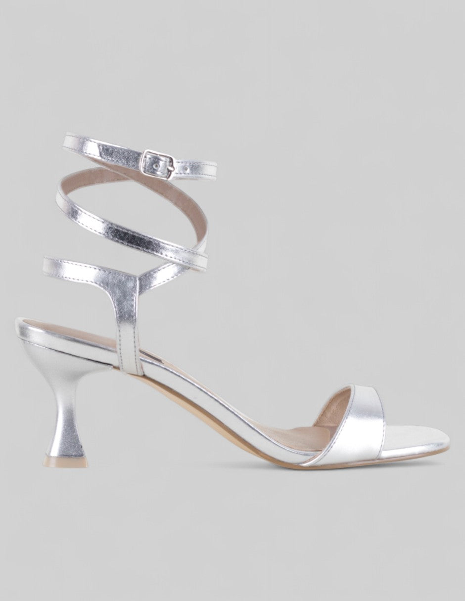 Sandalia con tacón Glam en Sintético – Plata