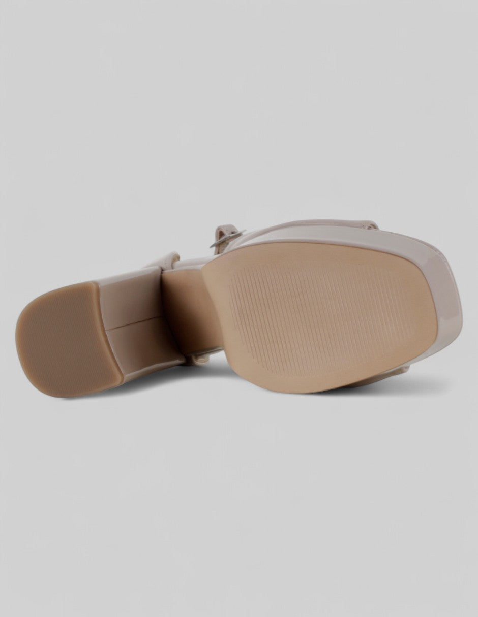 Sandalia con tacón Sylen en Charol – Beige