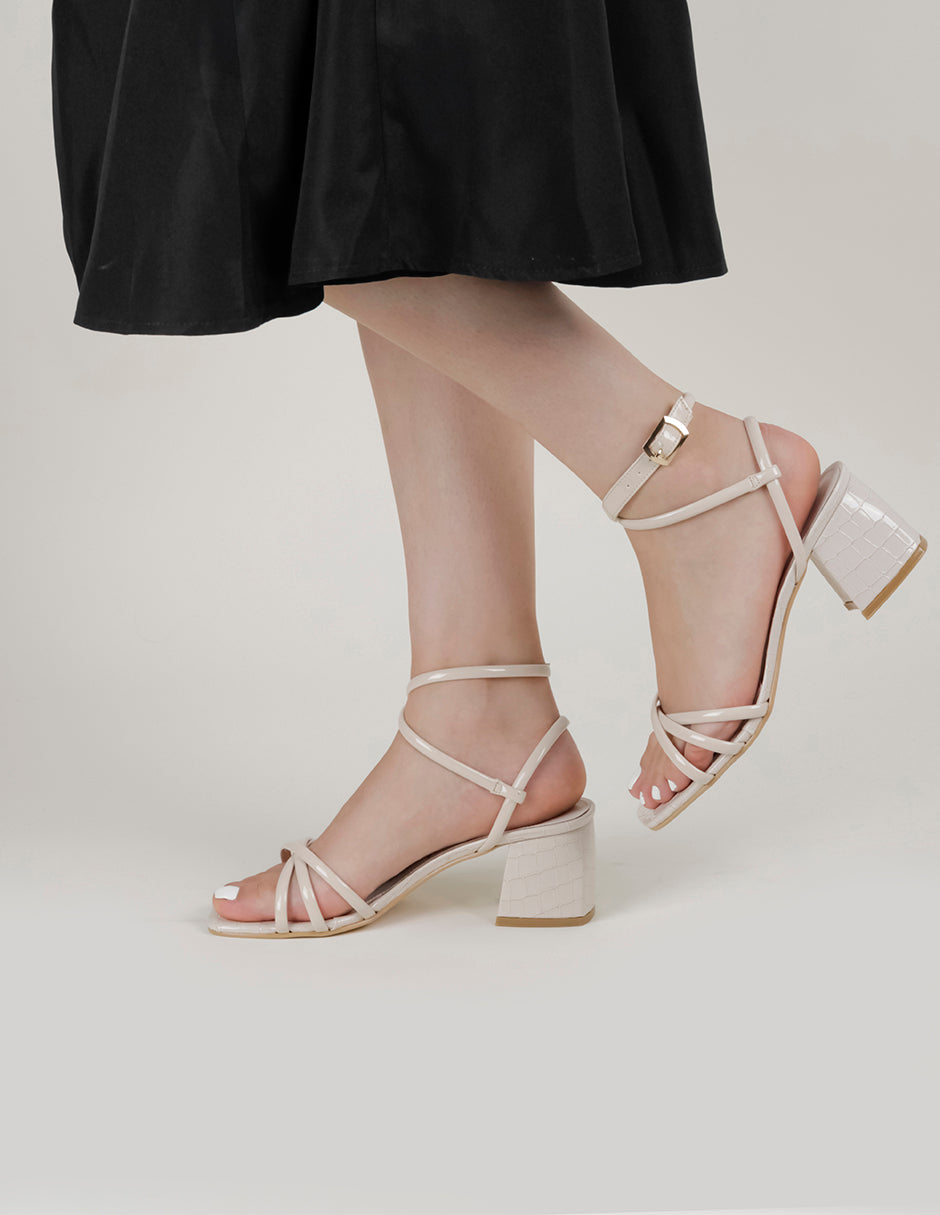 Sandalia con tacón Stela en Charol – Blanco