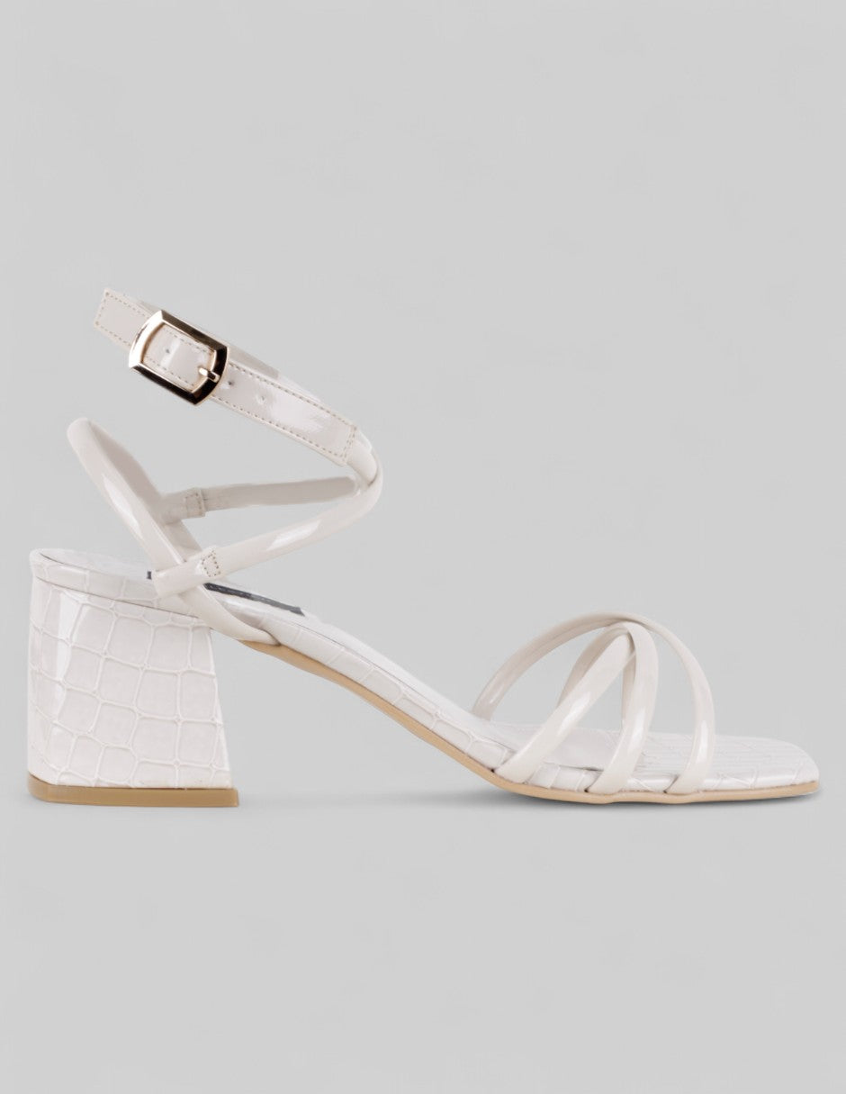 Sandalia con tacón Stela en Charol – Blanco