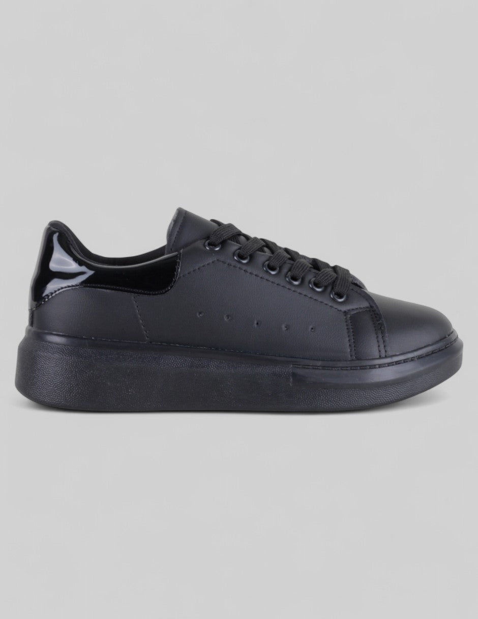 Tenis con cordones  Xoxo en Sintético – Negro