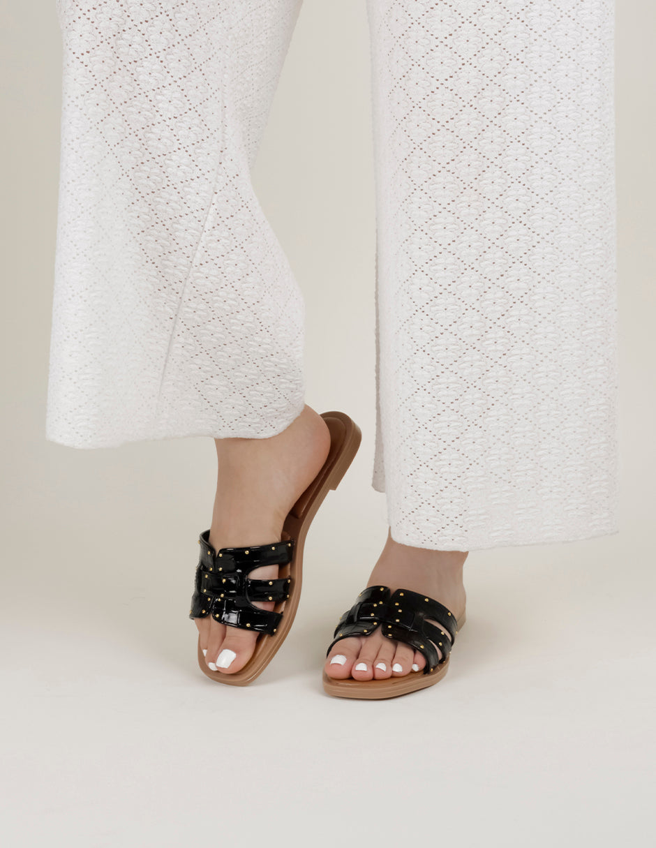 Sandalias de piso Soft en Charol – Negro
