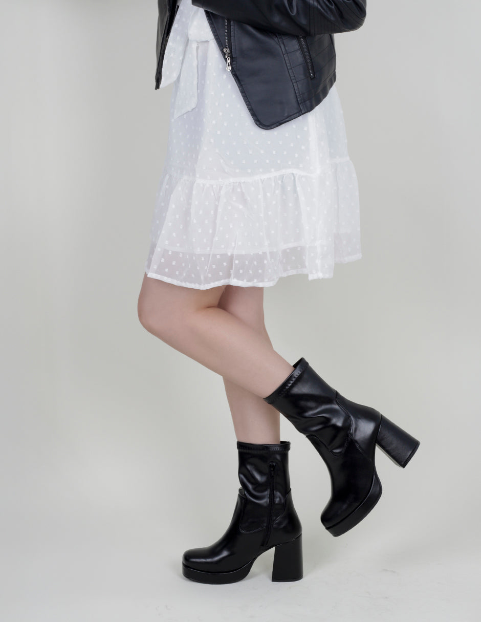 Botín con tacón Hella en Piel vegana – Negro