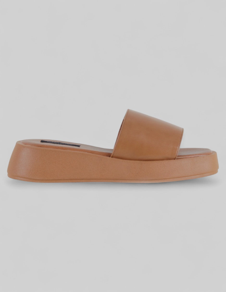Sandalias con plataforma Birt en Piel vegana – Café