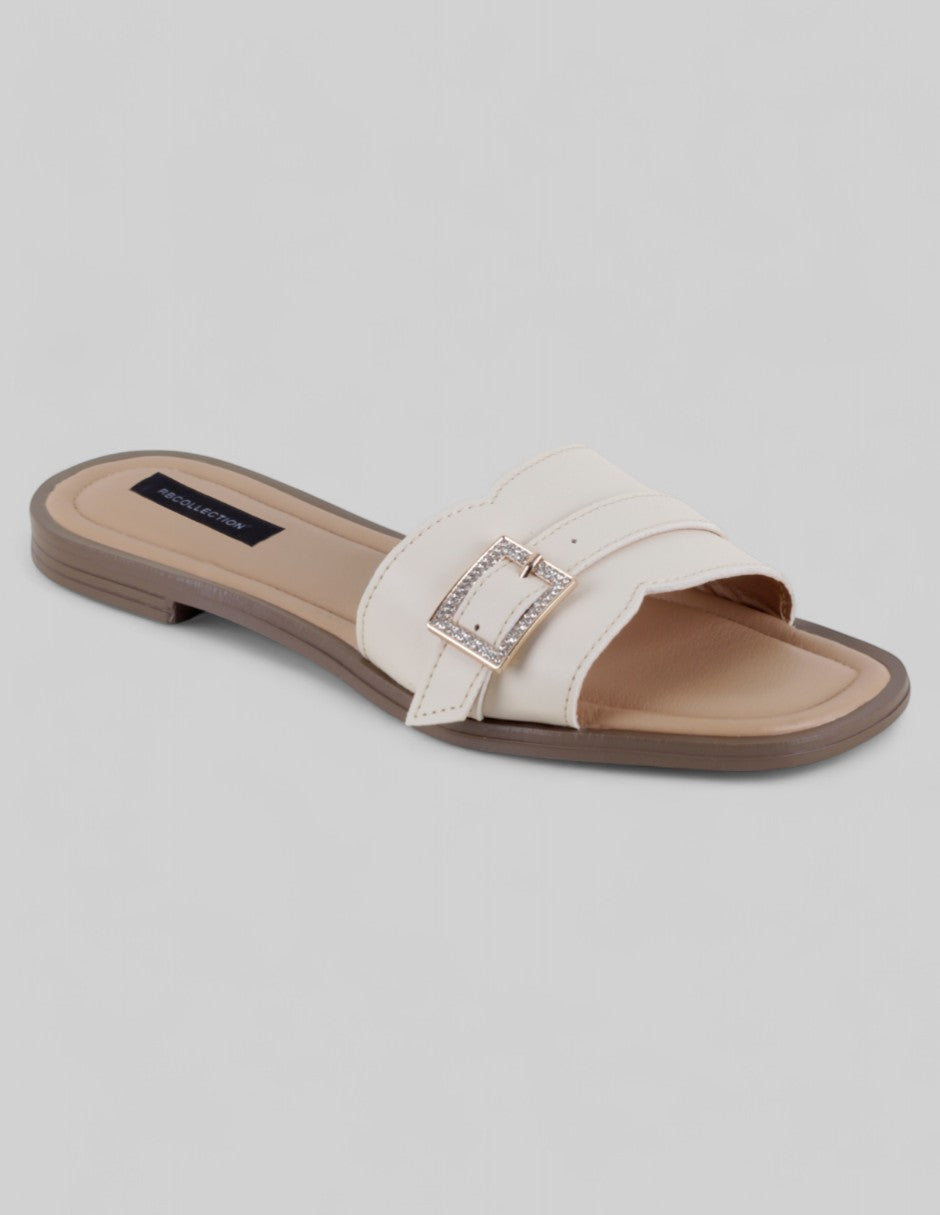 Sandalias de piso Soft en Piel vegana – Beige