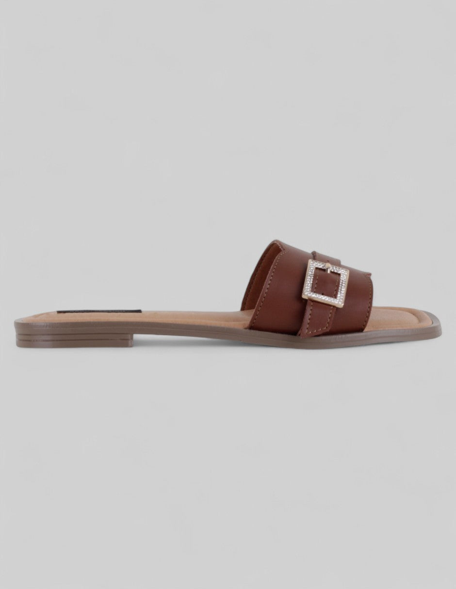 Sandalias de piso Soft en Piel vegana – Café