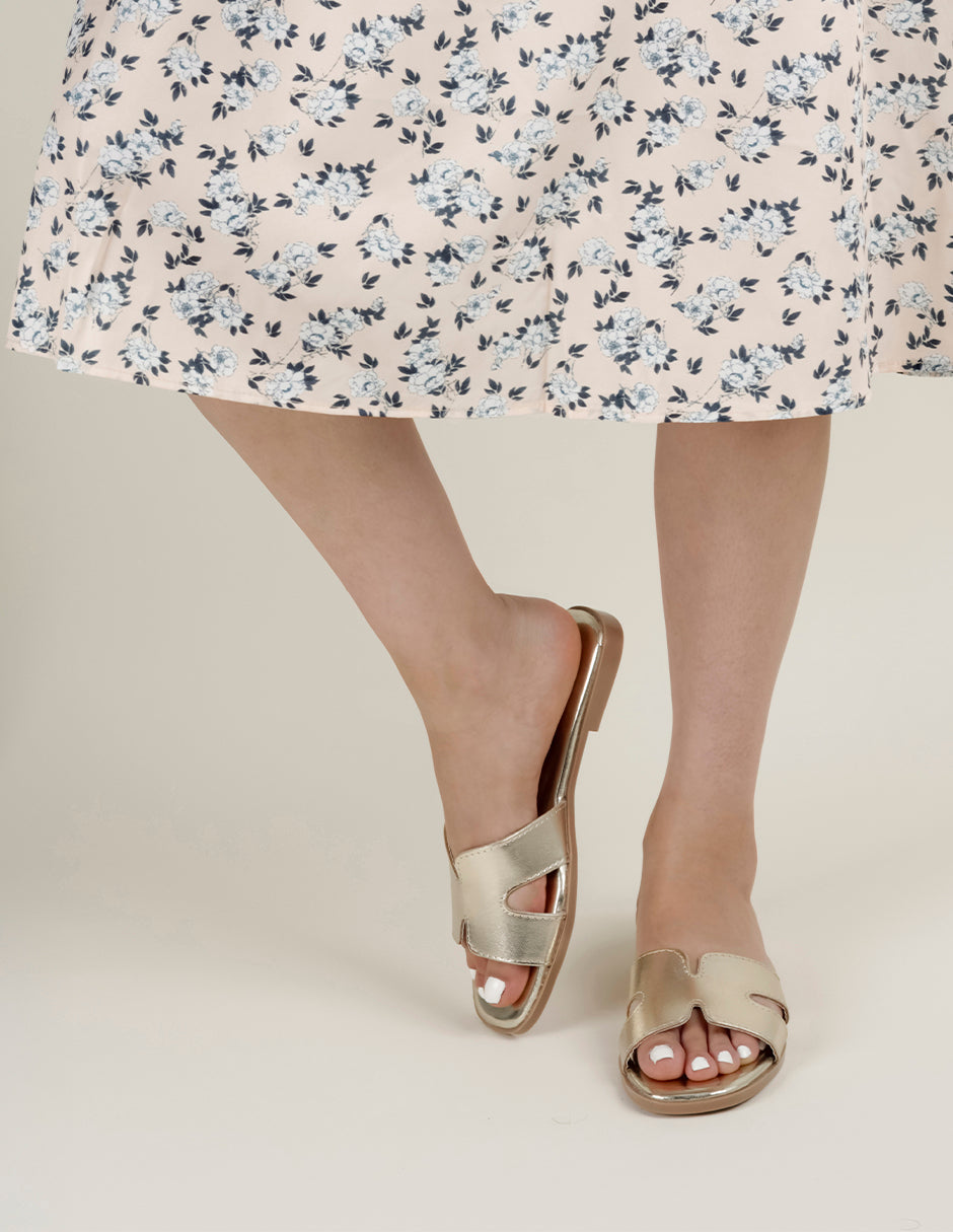 Sandalias de piso Soft en Sintético – Dorado