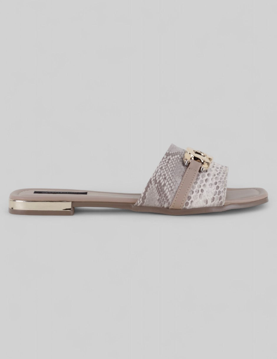Sandalias de piso Soft en Piel vegana – Beige