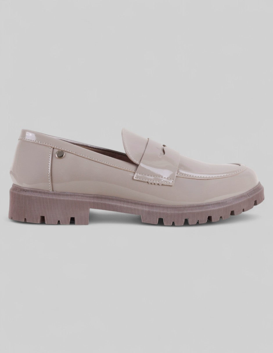 Mocasines Classy en Charol – Beige
