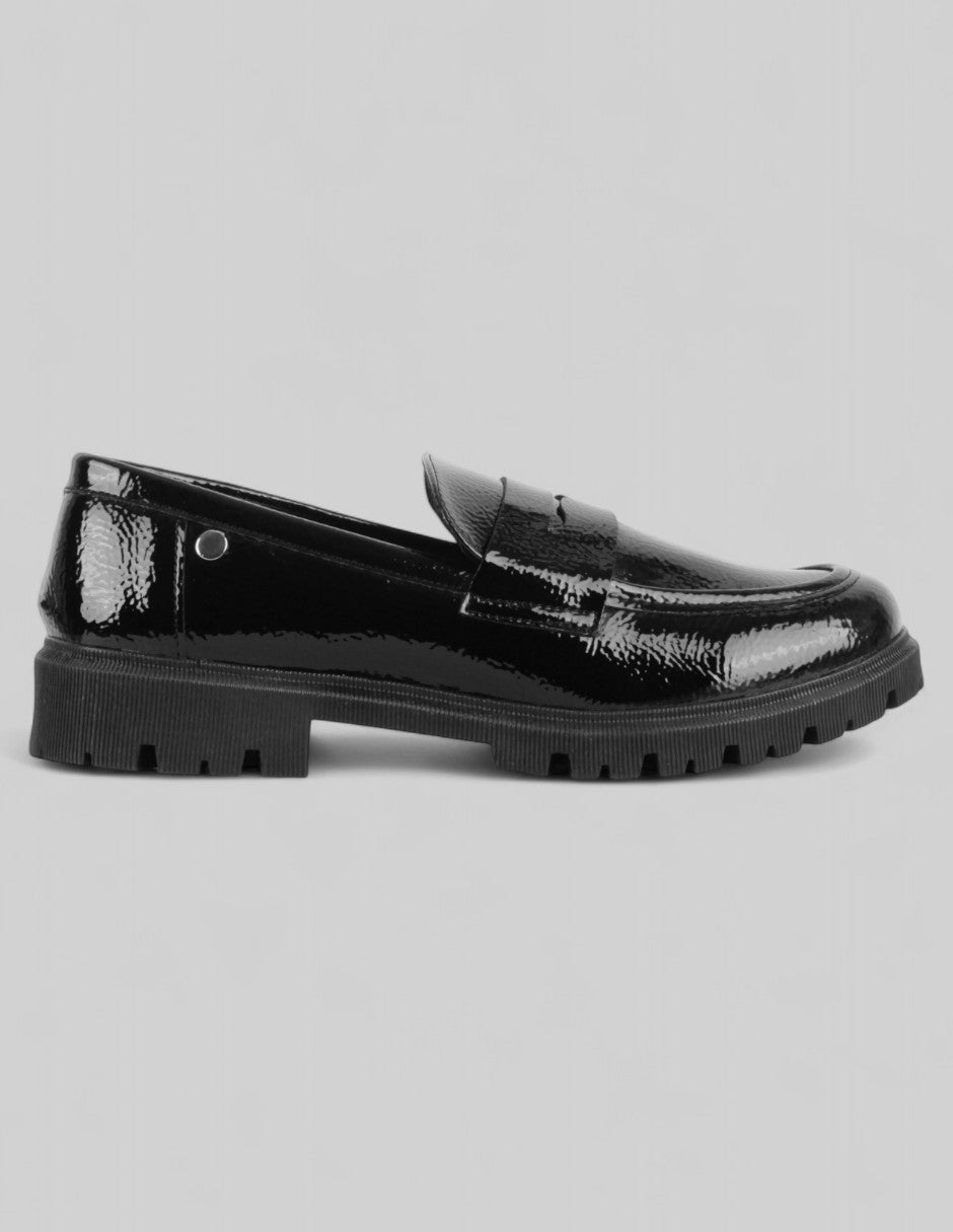 Mocasines Classy en Charol – Negro