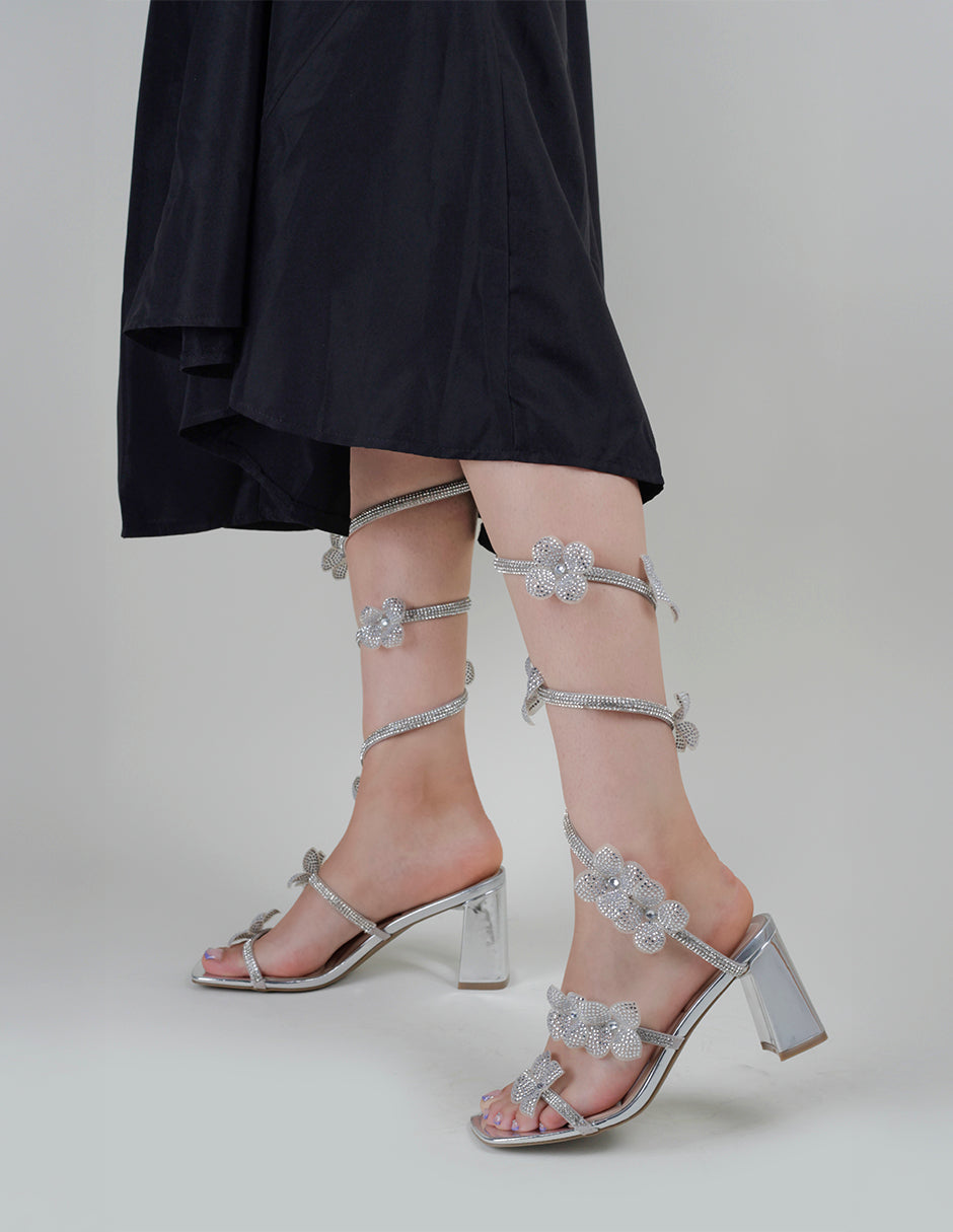 Sandalia con tacón Glowm en Sintético – Plata
