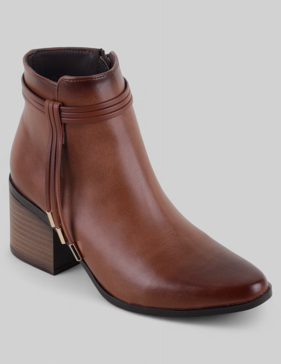 Botín con tacón Terre en Piel vegana – Café