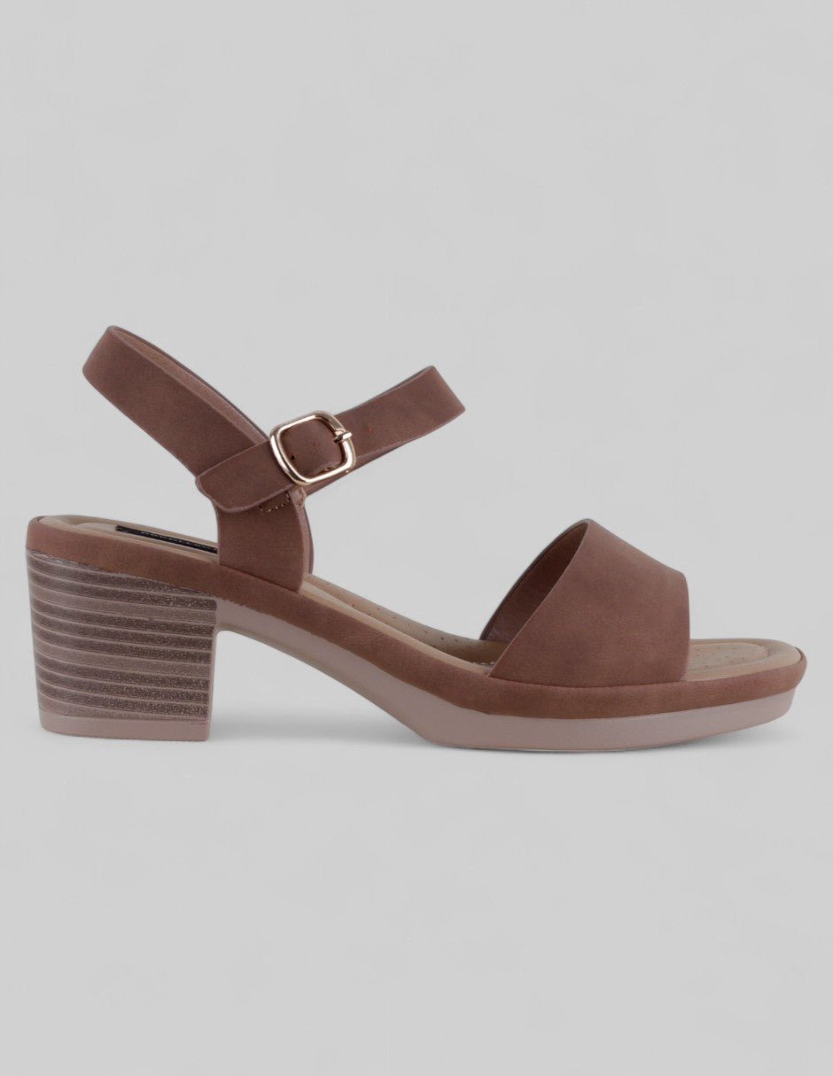 Sandalia con tacón Sprint en Textil – Café