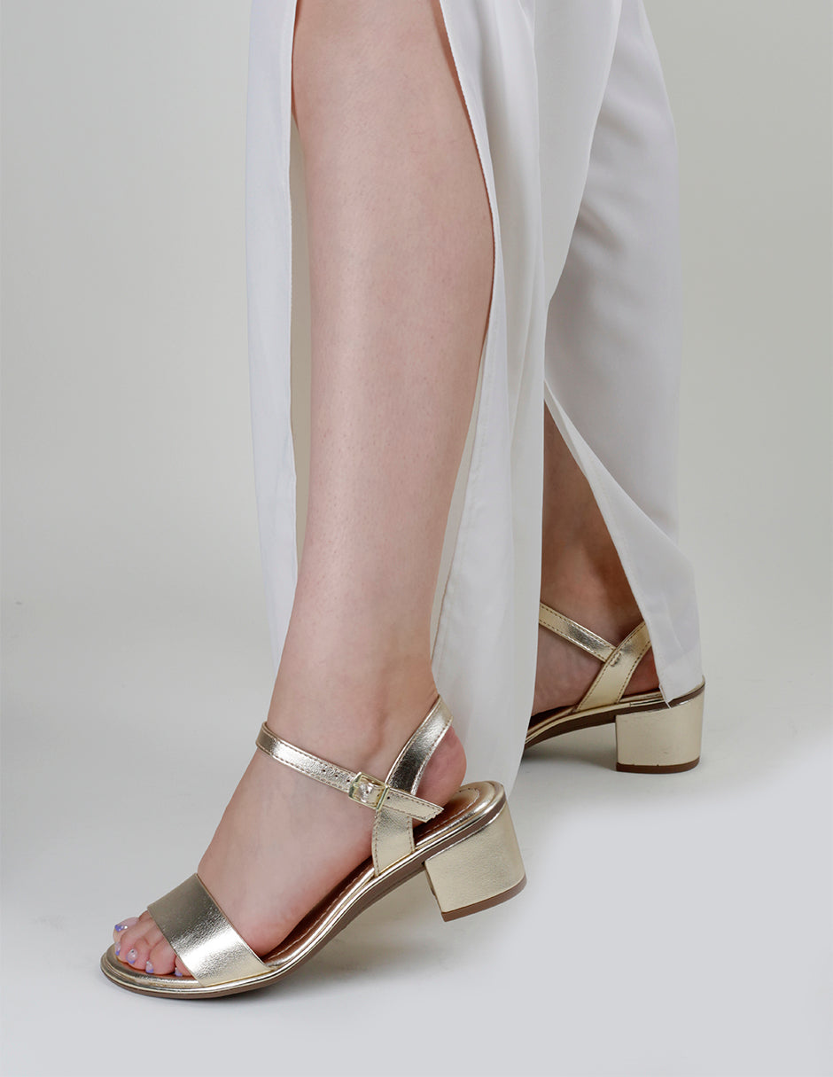 Sandalia con tacón Classy en Sintético – Dorado