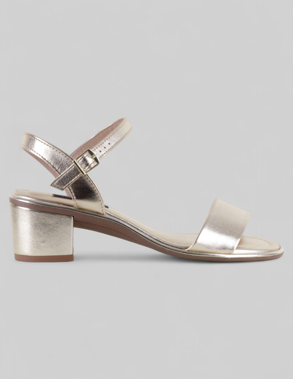 Sandalia con tacón Classy en Sintético – Dorado
