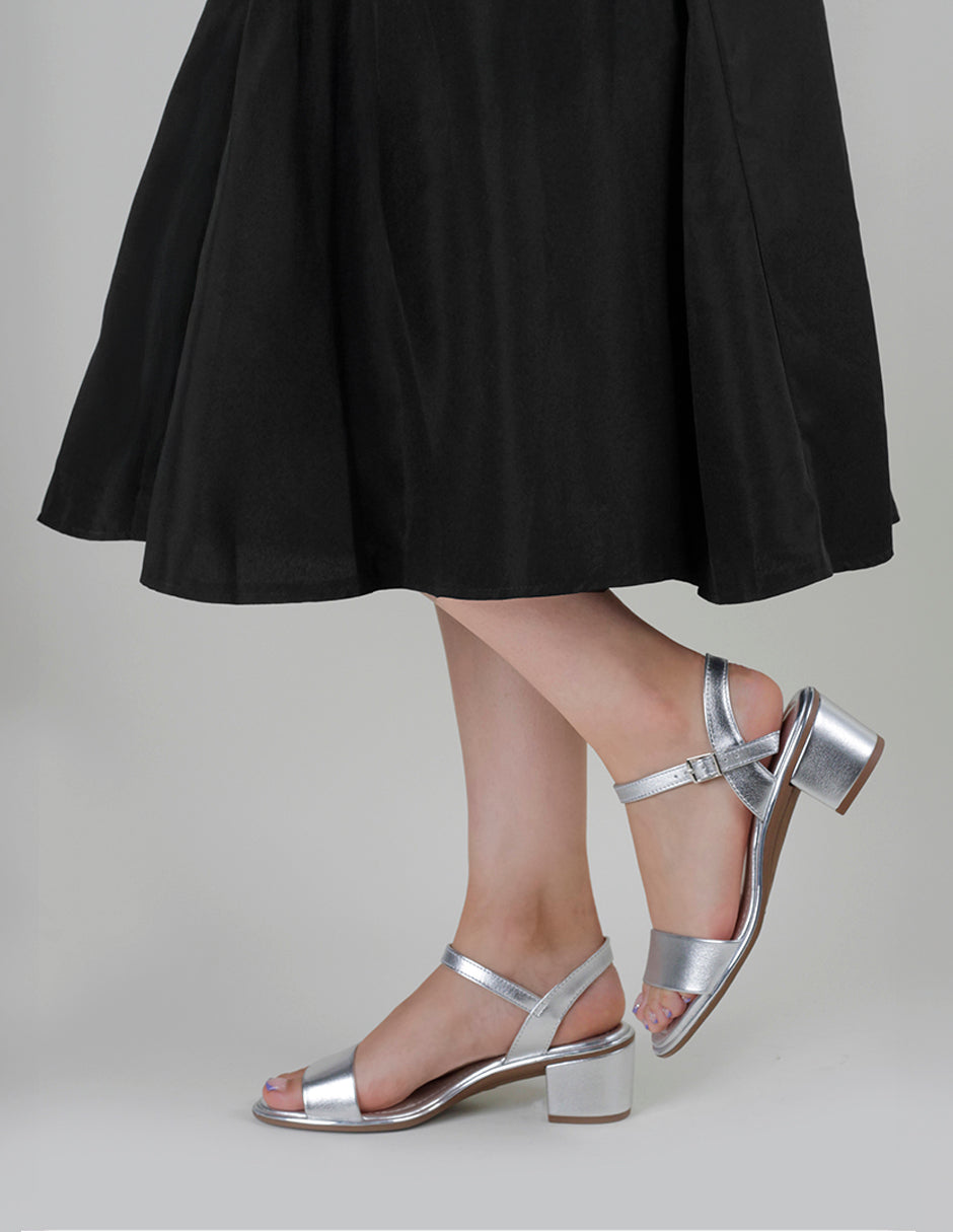 Sandalia con tacón Classy en Sintético – Plata