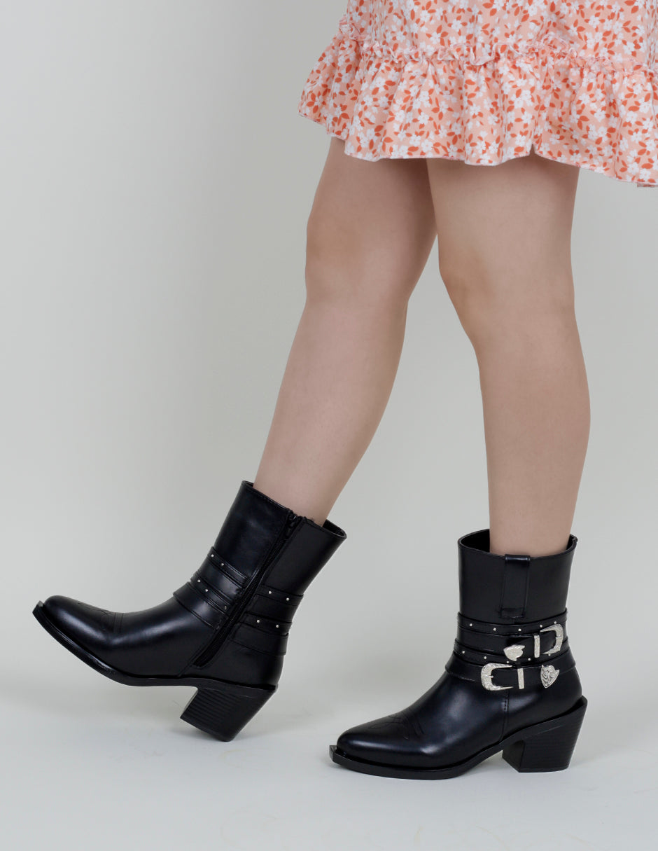 Botas tipo western West en Piel vegana – Negro
