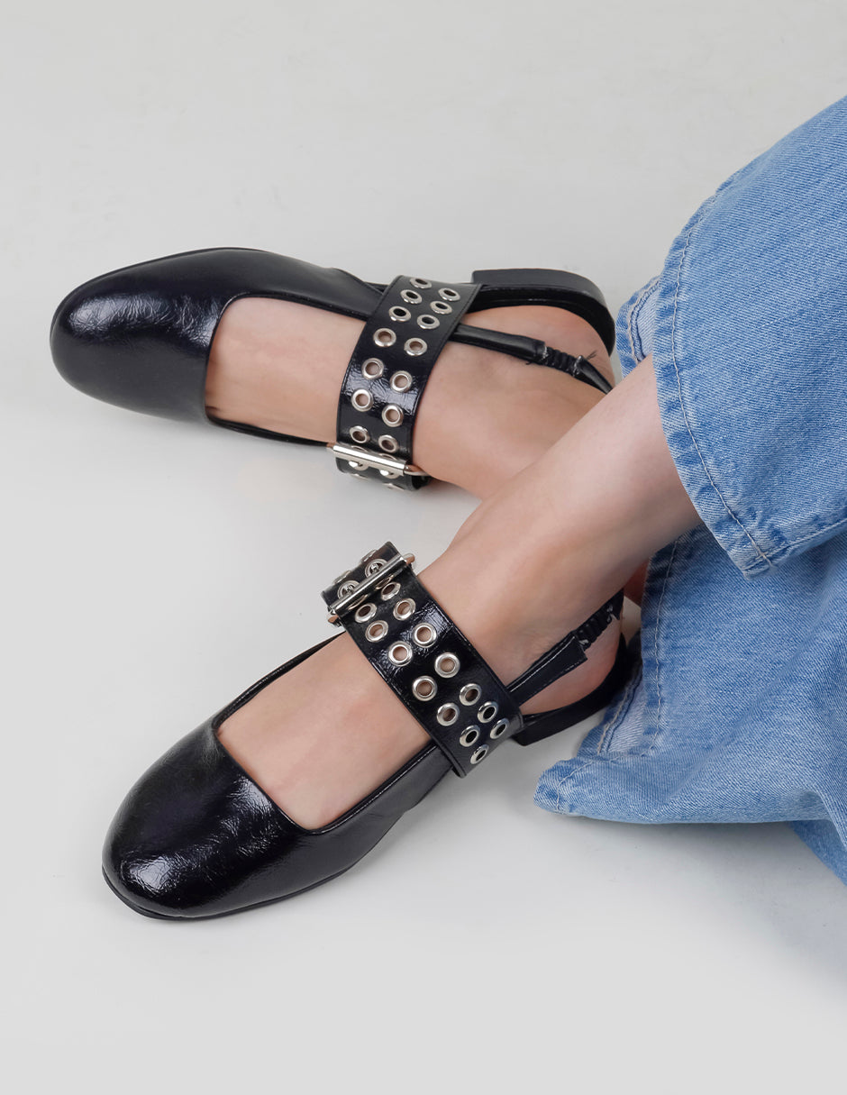 Flats puntales Branka en Piel vegana – Negro