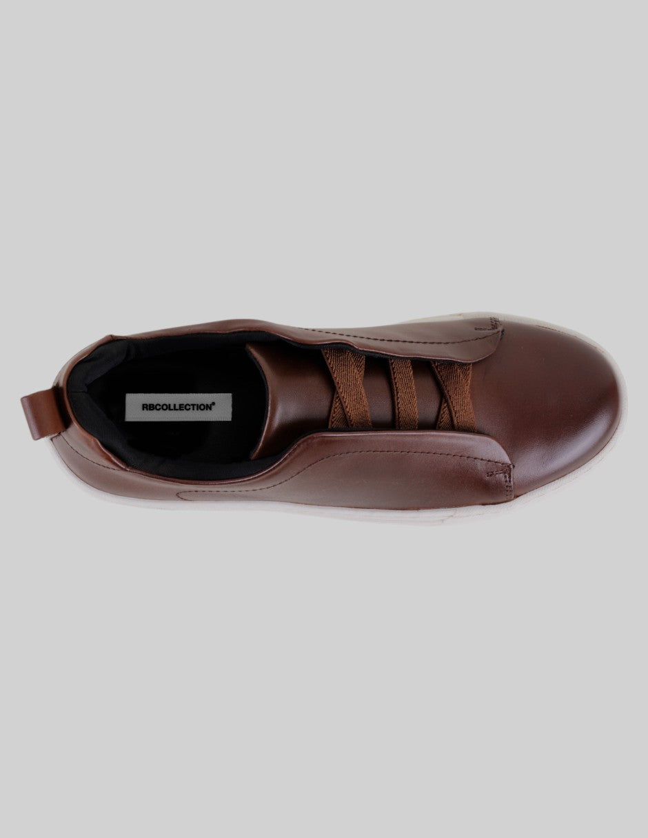 Tenis sin cordones Hand made en Piel – Café