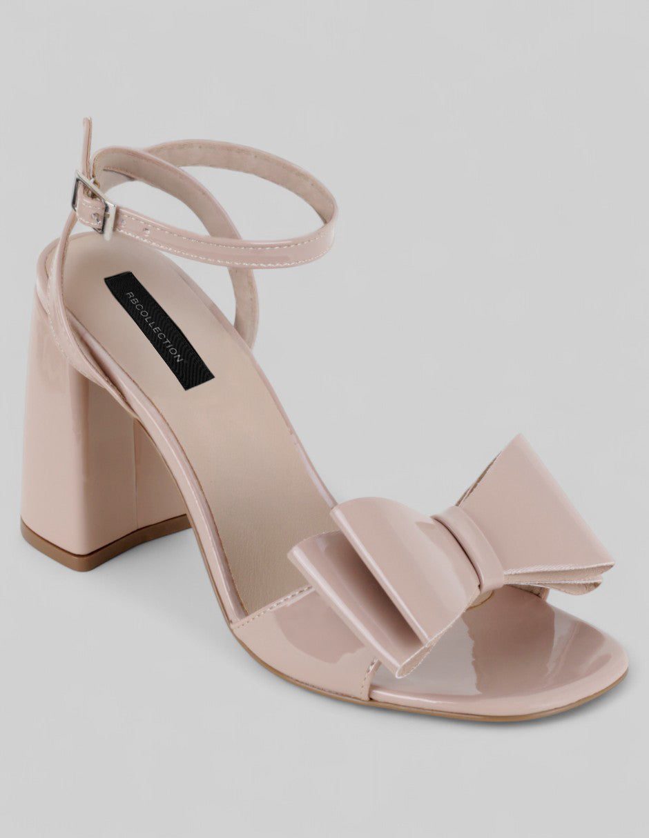 Sandalia con tacón Doll en Charol – Beige
