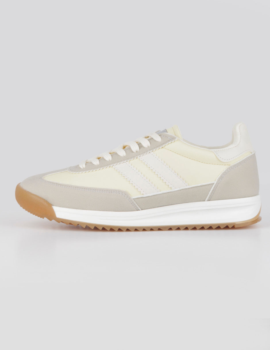 Tenis con cordones  Bear en Piel vegana – Beige