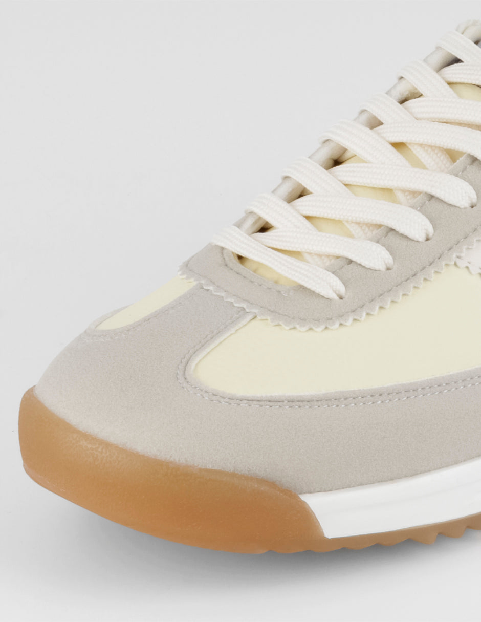 Tenis con cordones  Bear en Piel vegana – Beige
