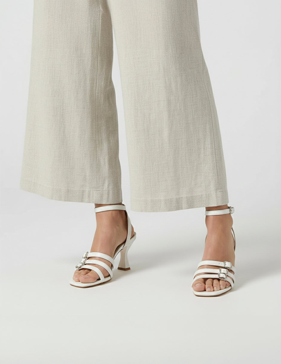 Sandalia con tacón Ave en Piel vegana – Blanco