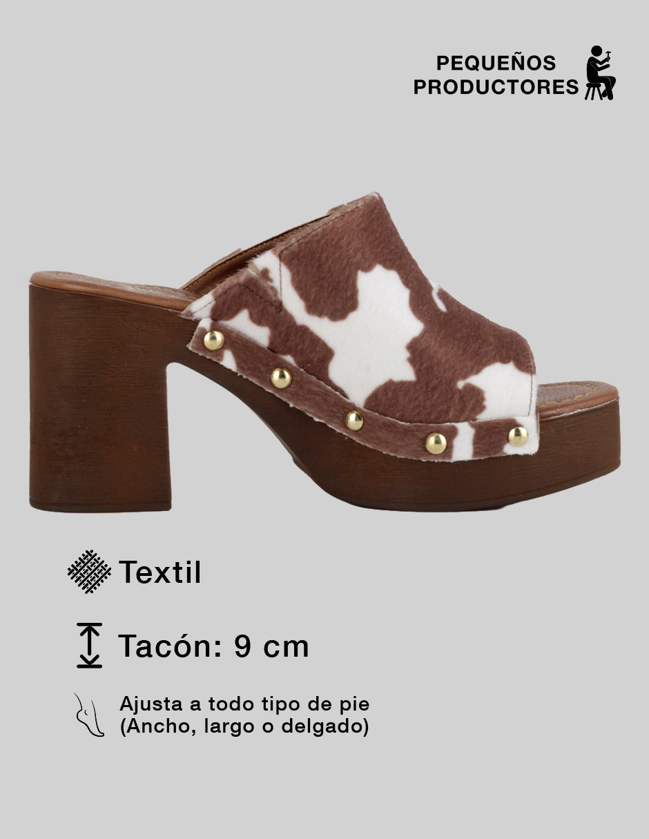 Sandalia con tacón Brunna en Textil – Café