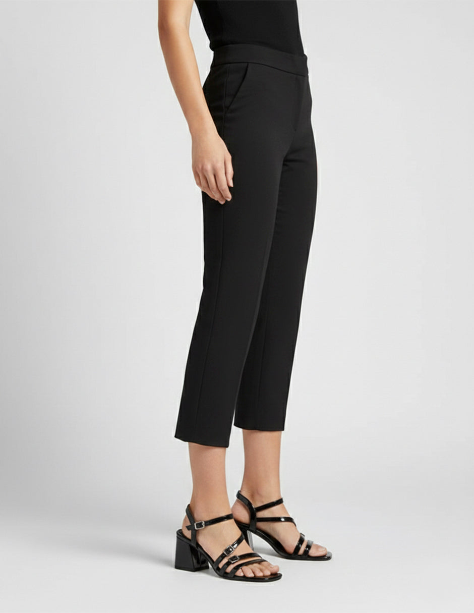 Sandalia con tacón Alnia en Charol – Negro