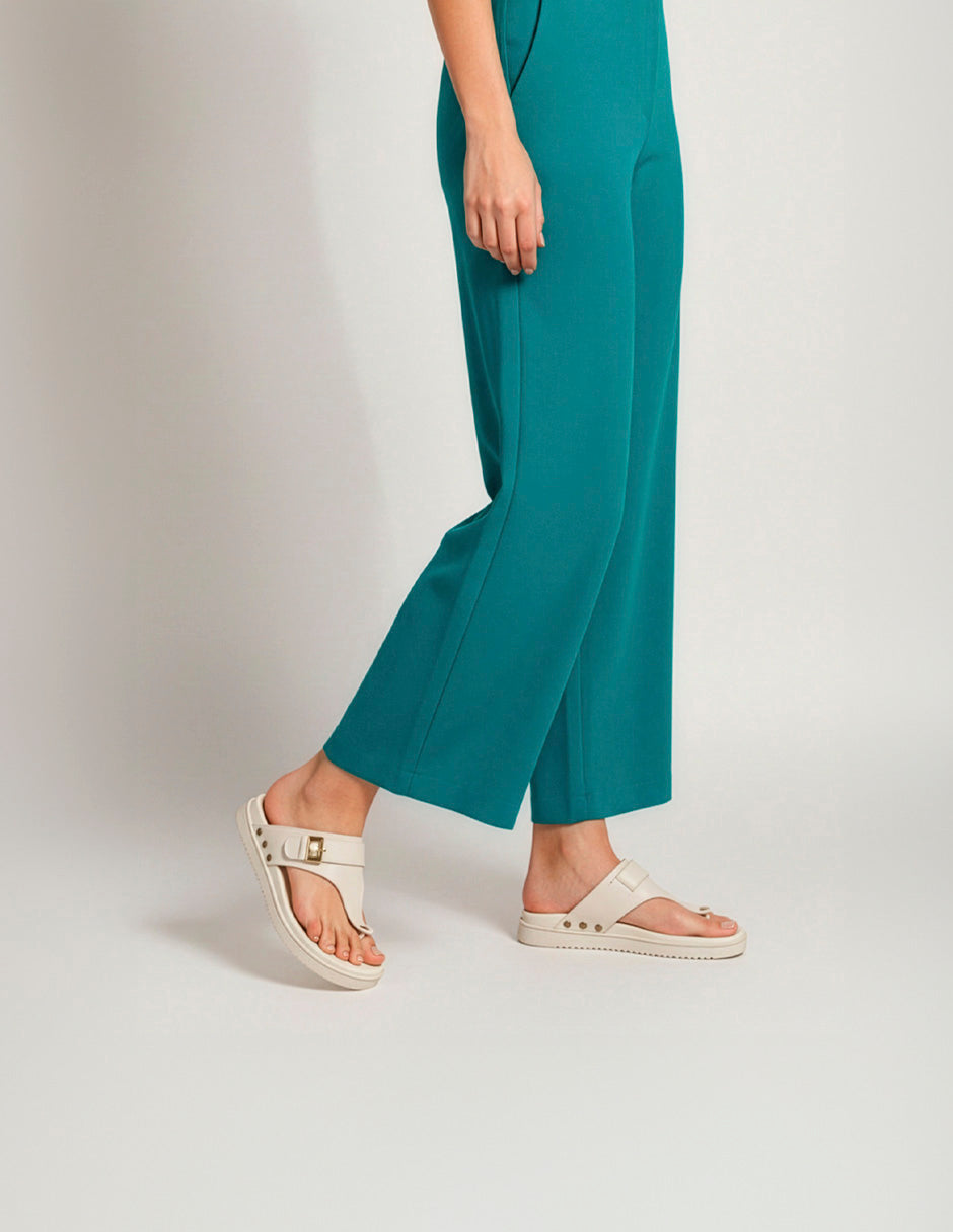 Sandalias de piso Alnia en Piel vegana – Beige