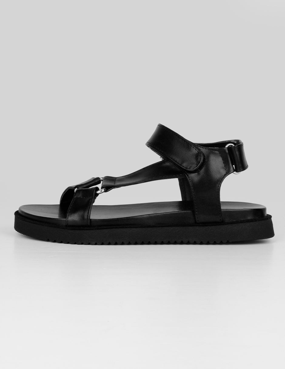 Sandalias de piso Exterior Piel vegana Color Negro Para Mujer De RBCOLLECTION