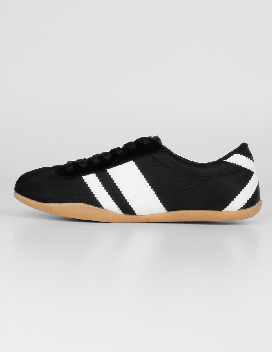 Tenis con cordones  Sam en Textil – Negro