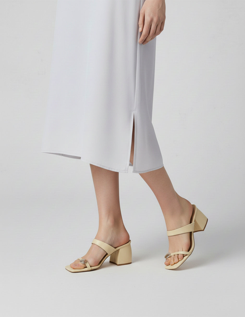 Sandalia con tacón Milley en Piel vegana – Amarillo