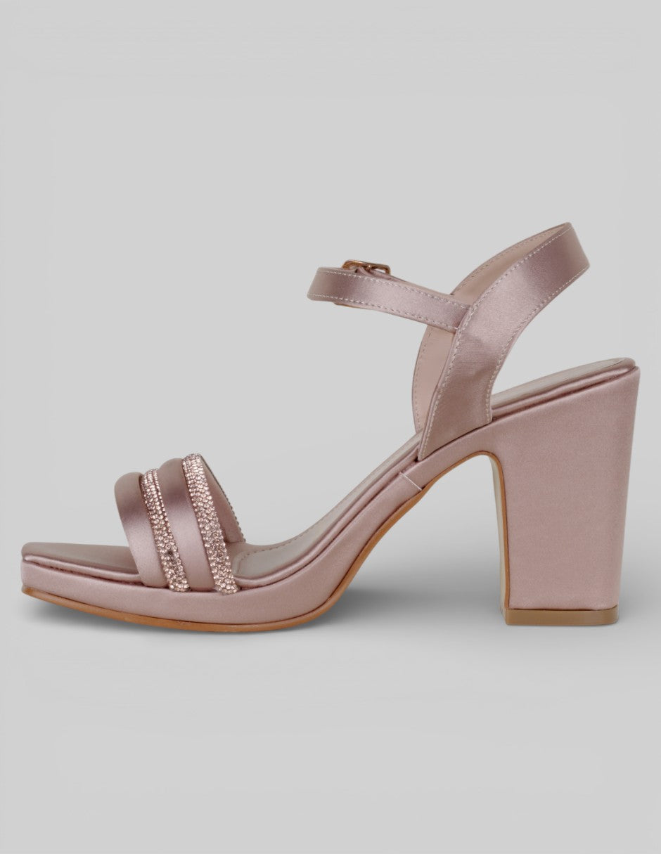 Sandalia con tacón Stela en Textil – Beige