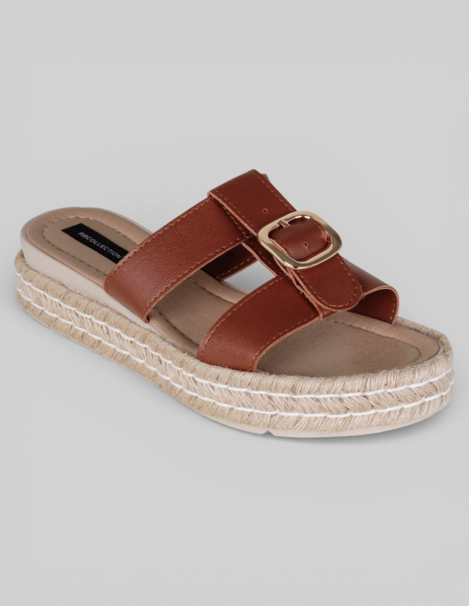 Sandalias con plataforma Yuri en Piel vegana – Café