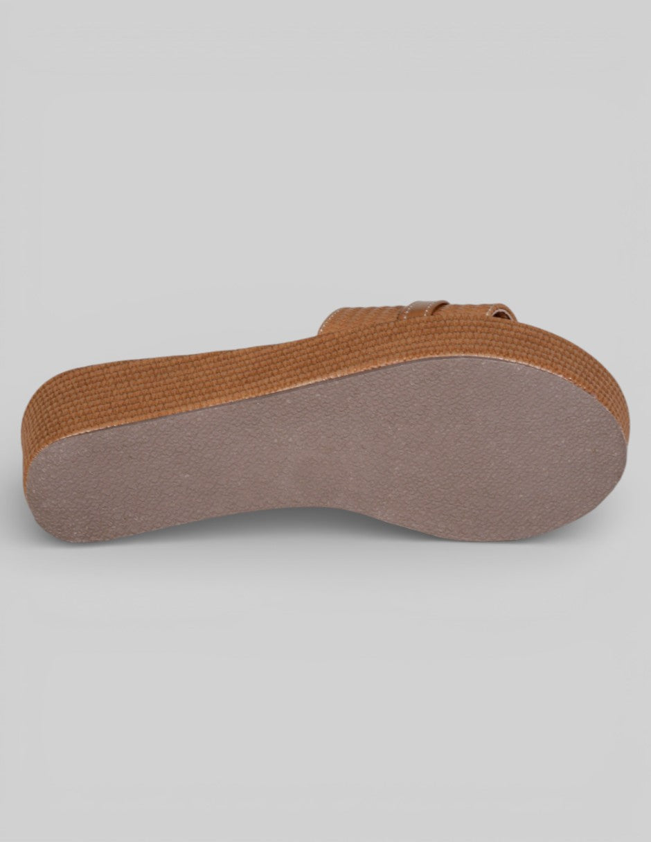 Sandalias con plataforma Naia en Piel vegana – Café
