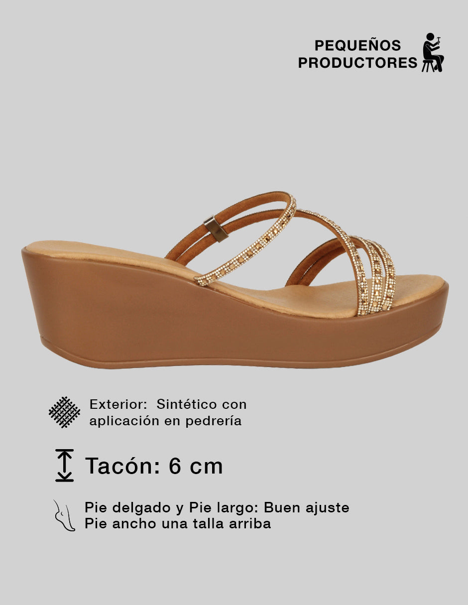 Sandalias con plataforma Naia en Sintético – Café