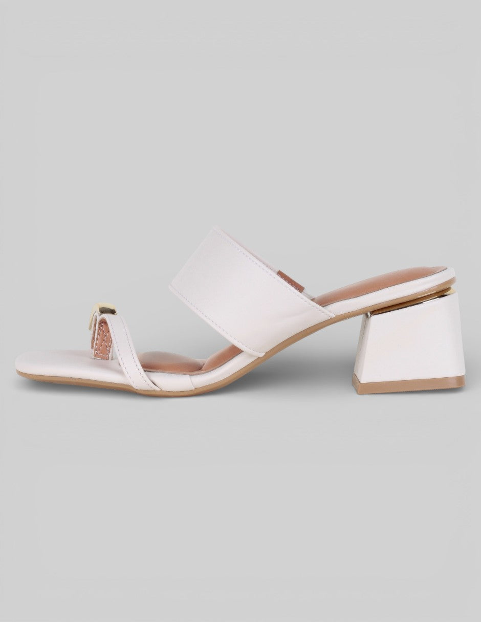 Sandalia con tacón Exterior Piel vegana Color Blanco Para Mujer De RBCOLLECTION