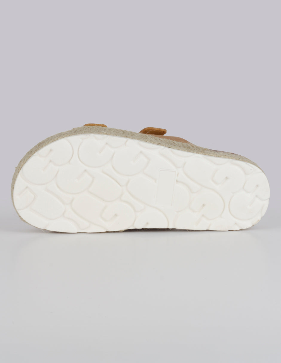 Sandalias con plataforma Yuri en Piel vegana – Café