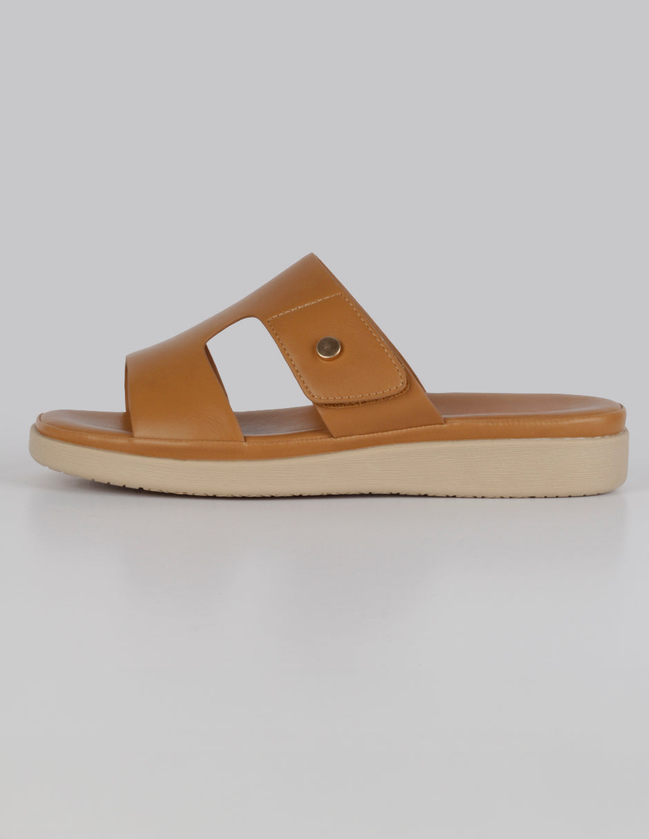 Sandalias de piso Steps en Sintético – Café