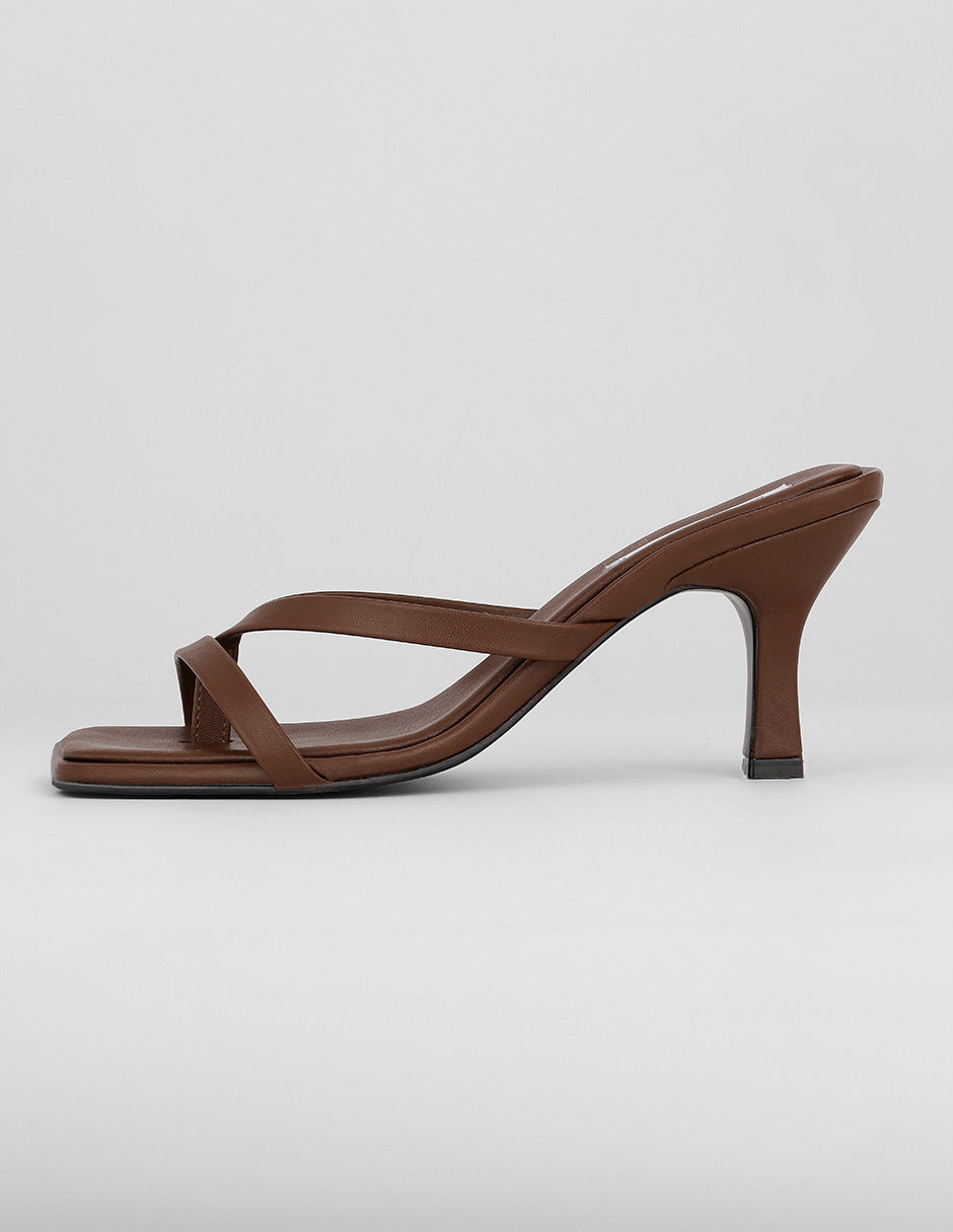 Sandalia con tacón Exterior Piel vegana Color Café Para Mujer De RBCOLLECTION