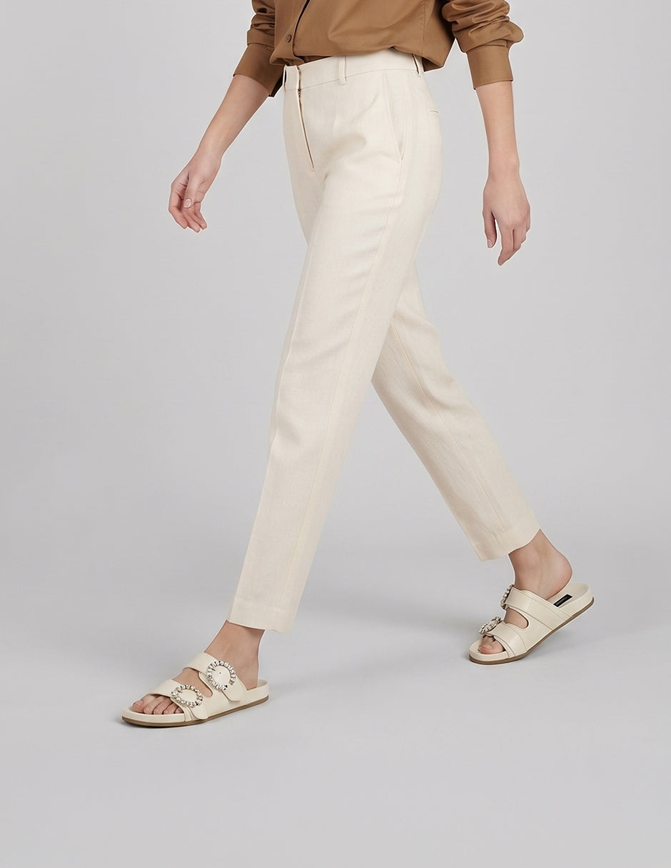 Sandalias de piso Yuri en Sintético – Beige