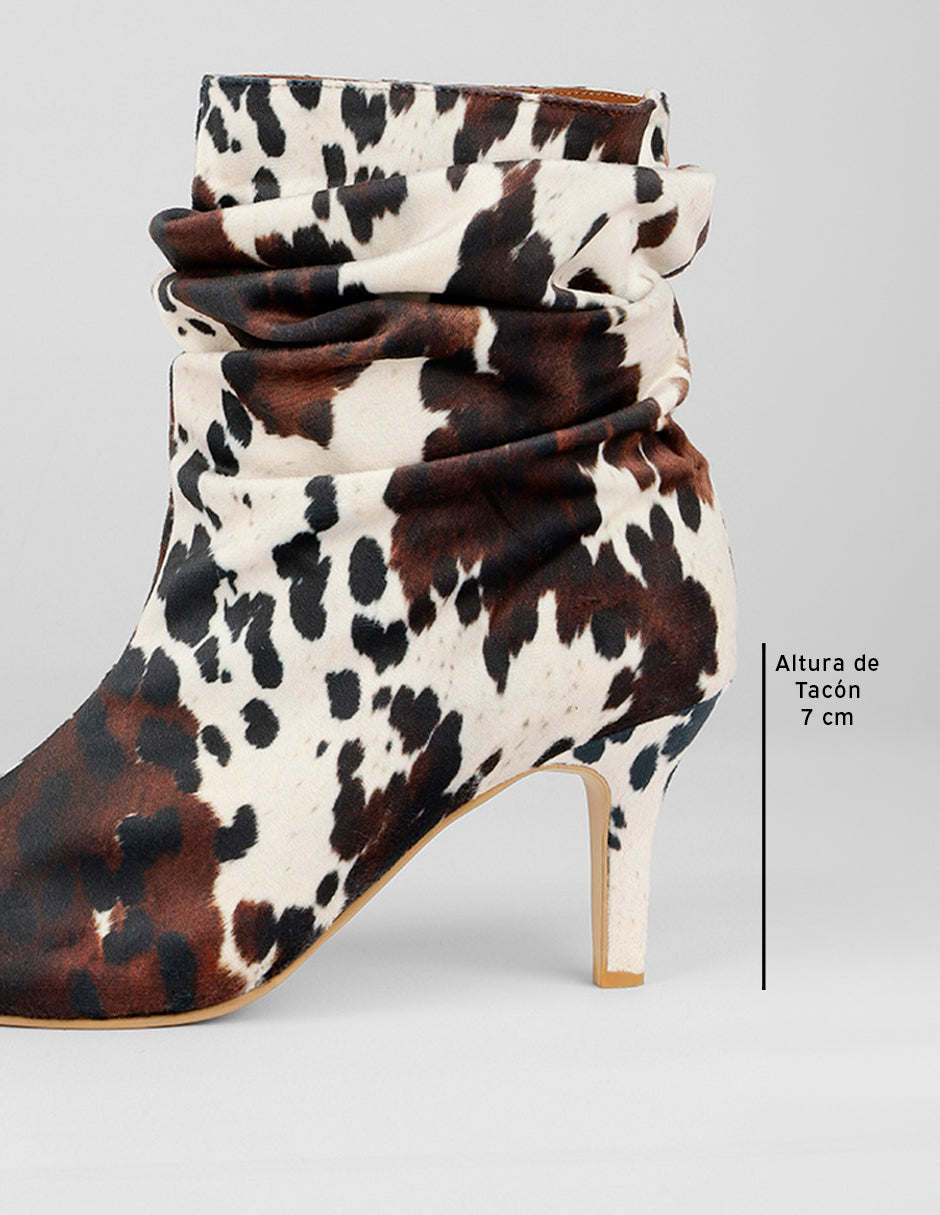 Botín con tacón Kitten en Textil – Animal print