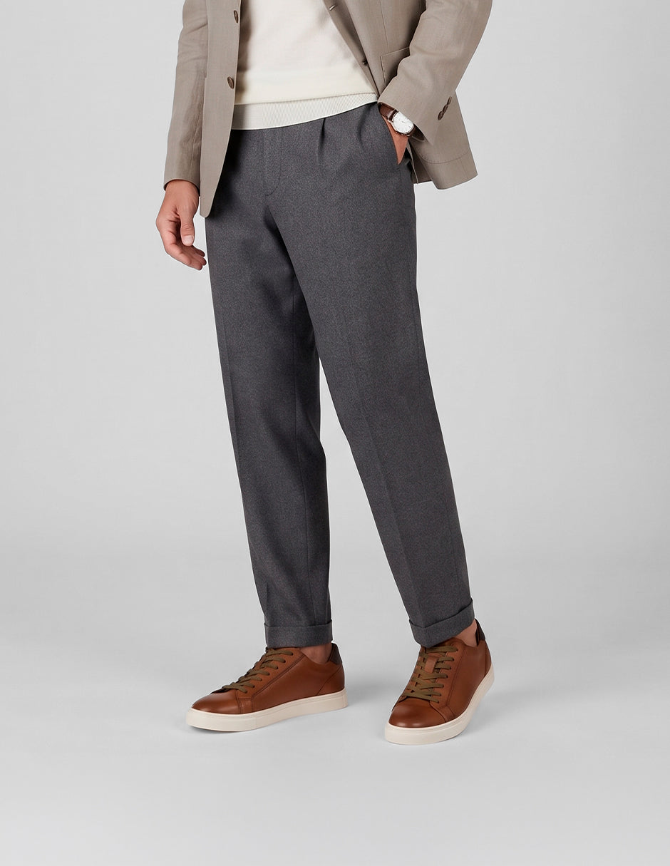 Tenis con cordones Urban en Piel vegana – Café