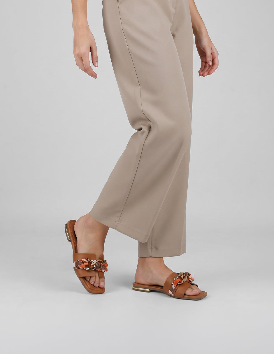 Sandalias de piso Hera en Piel vegana – Café