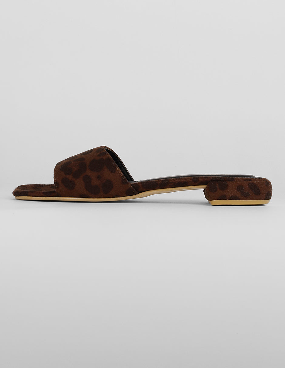 Sandalias de piso Exterior Textil Color Animal print Para Mujer De RBCOLLECTION