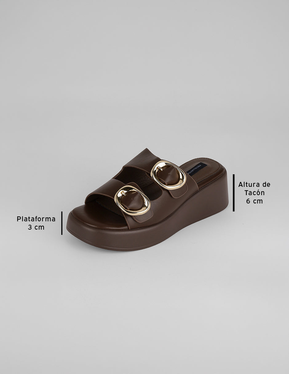 Sandalias con plataforma Yuri en Piel vegana – Café