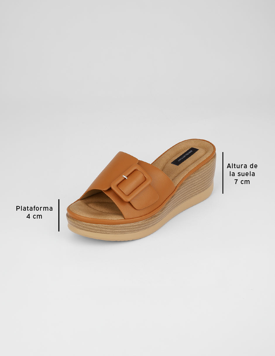Sandalias con plataforma Naia en Sintético – Café