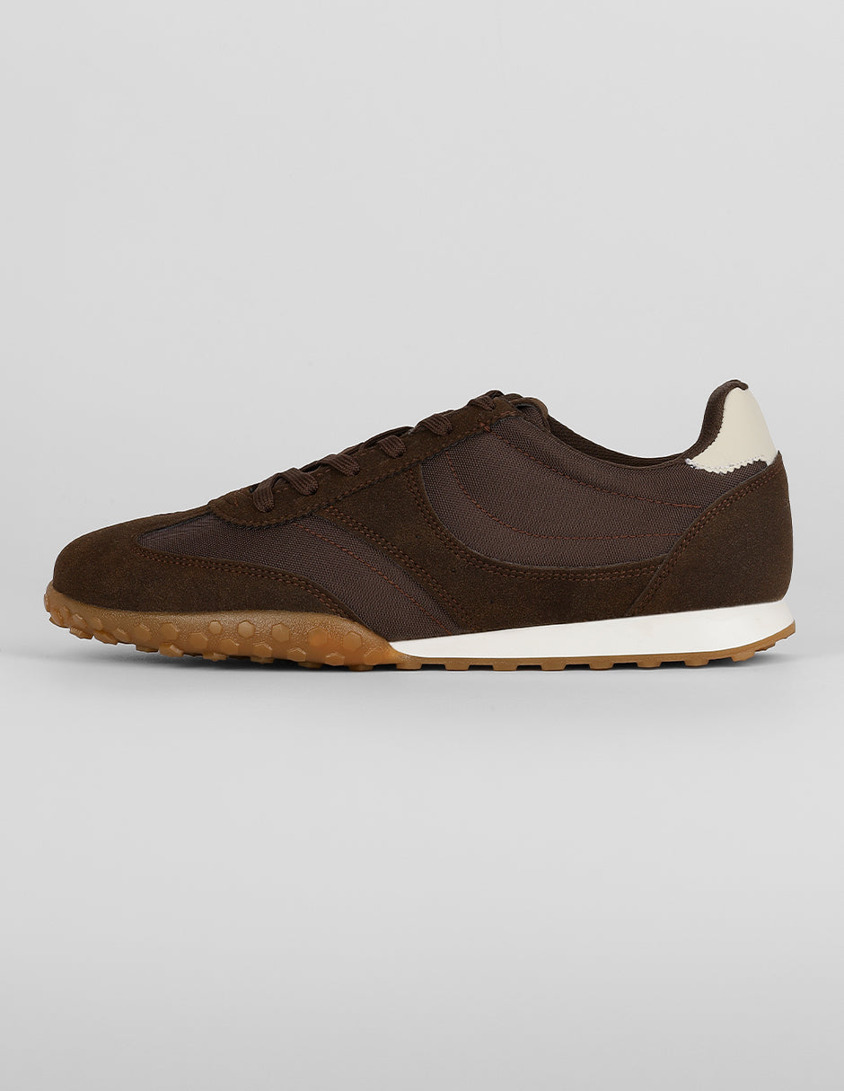 Tenis con cordones Exterior Textil Color Café Para Mujer De RBCOLLECTION